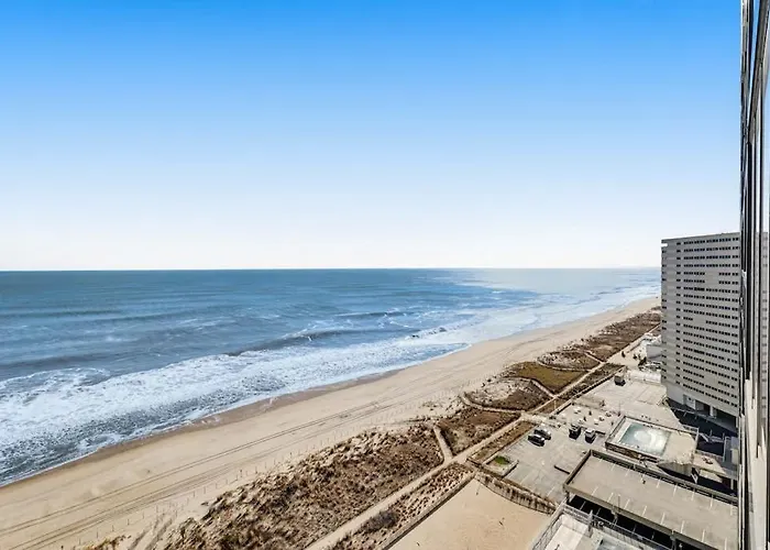 Incredible & Affordable With Beachfront Location Pools & Gym Ocean City