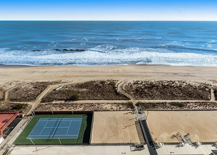 Incredible & Affordable With Beachfront Location Pools & Gym Ocean City